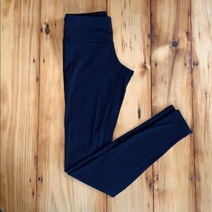 Lululemon full length black wunder under legging 4